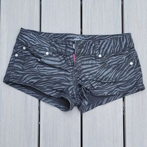 Almost Famous size 5 black zebra print shorts